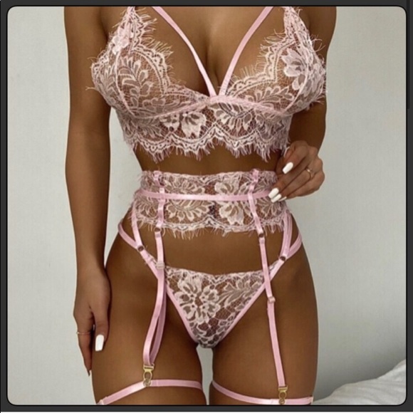 👙 RubyMoon Lingerie 👙 - Picture 10 of 16